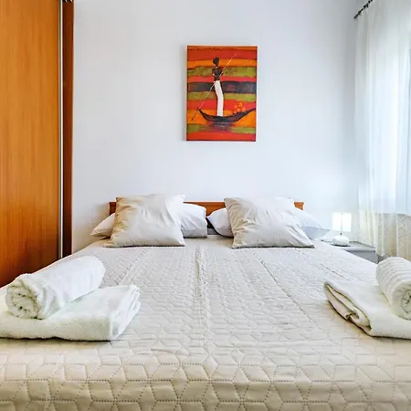 アパート Comfort Holiday - With Parking And Balcony *